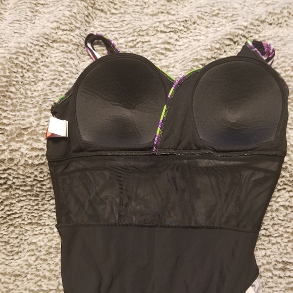 Bathing suit - Picture 4 of 4